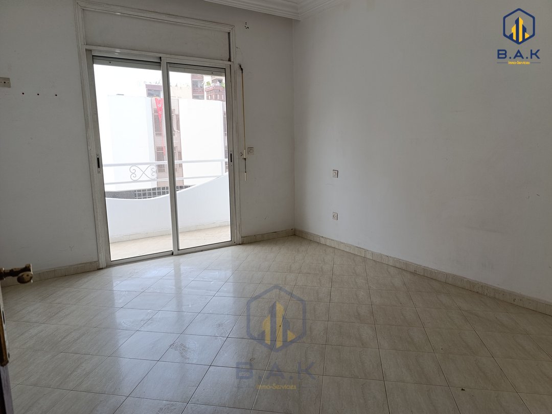 شقة للبيع مع شرفة في الطابق الثالث - Photo 6