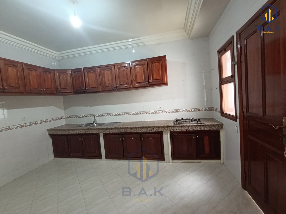 شقة للبيع مع شرفة في الطابق الثالث - Photo 11