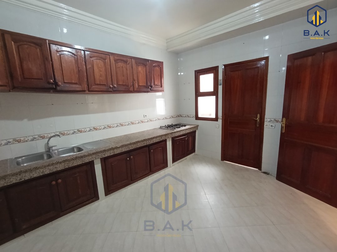 شقة للبيع مع شرفة في الطابق الثالث - Photo 12