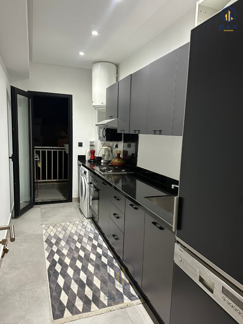 Apartamento en alquiler con balcón en el segundo piso - Photo 10
