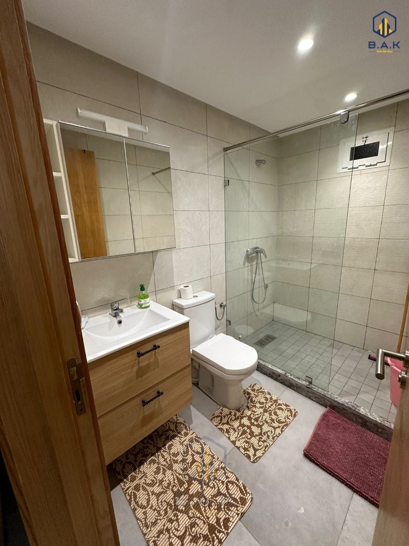 Apartamento en alquiler con balcón en el segundo piso - Photo 13