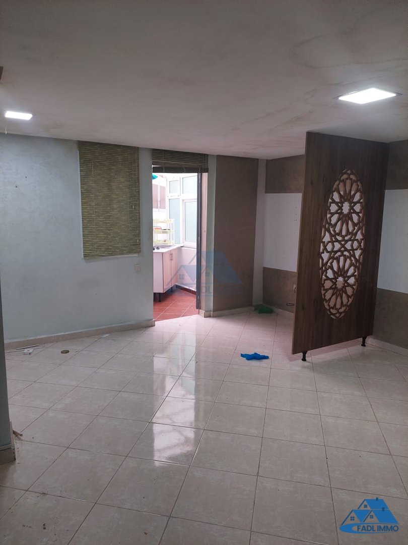 Studio à louer au rez-de-chaussée - Photo 11