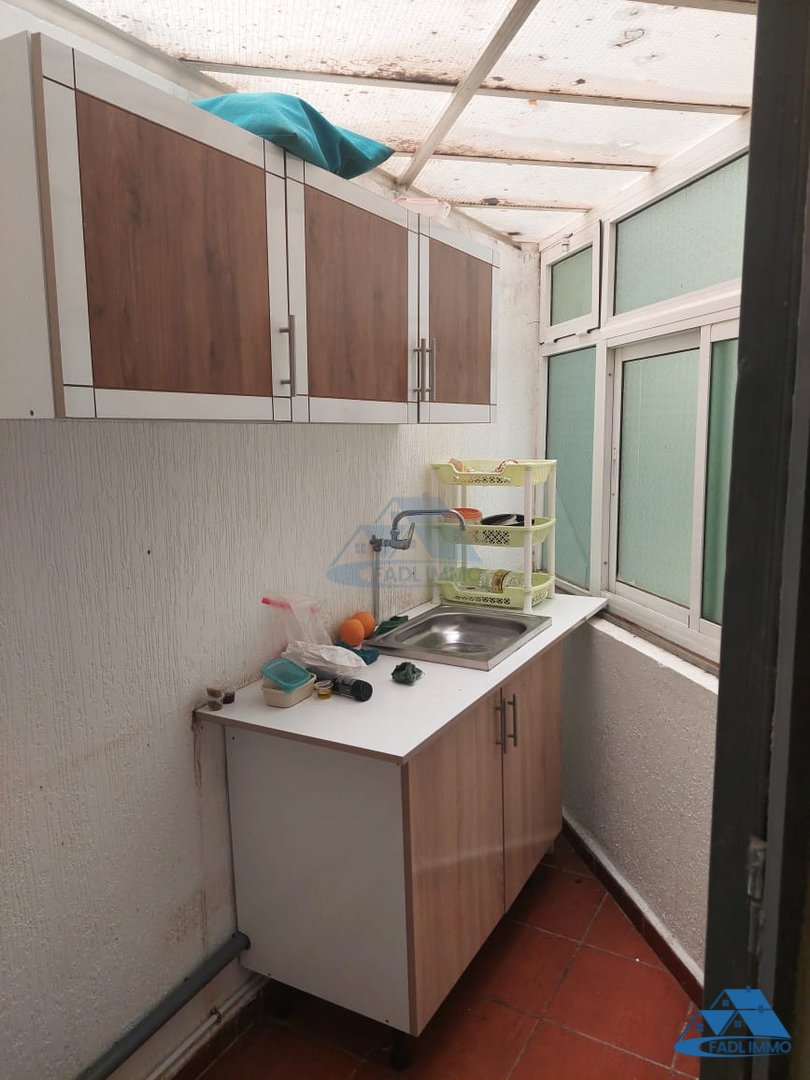 Studio à louer au rez-de-chaussée - Photo 3