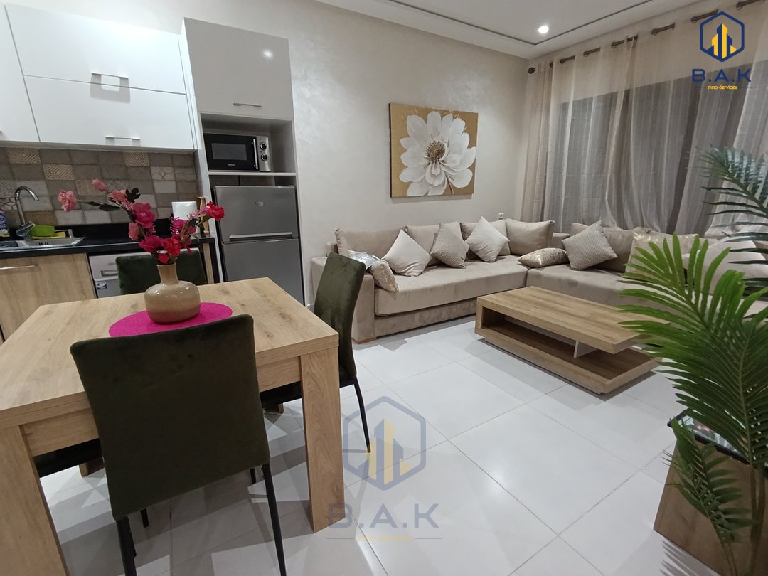 Apartment for rent with balcony - Photo 3