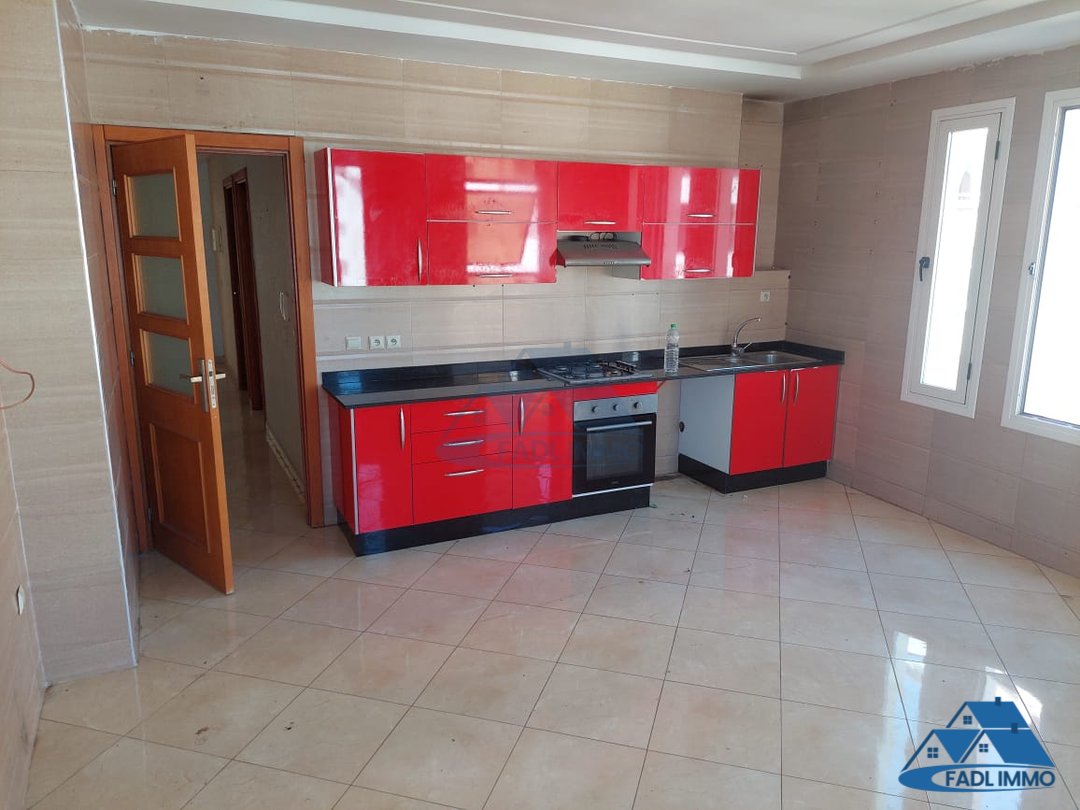 شقة للإيجار مع شرفة في الطابق الخامس - Photo 4