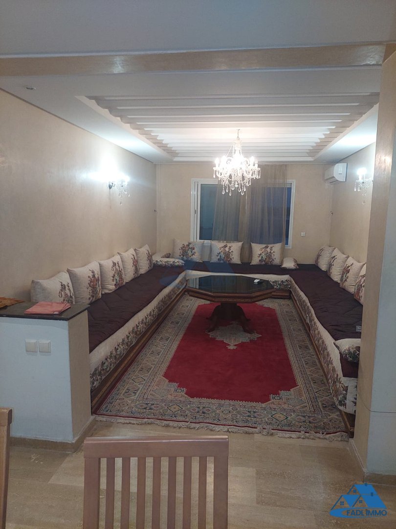 Apartamento en alquiler con aparcamiento - Photo 2