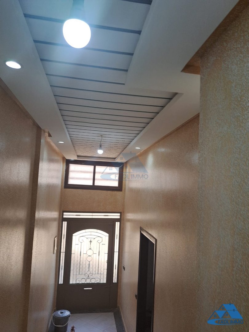 منزل للبيع مع موقف سيارات و طابقين - Photo 10