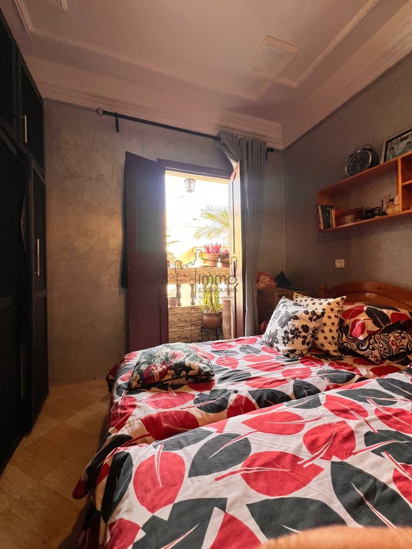 Apartment for sale with terrace - Photo 2