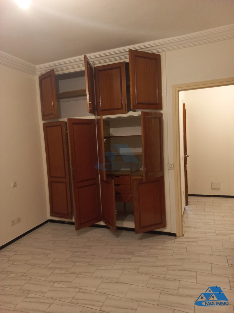 شقة للبيع مع تراس في الطابق الرابع - Photo 13