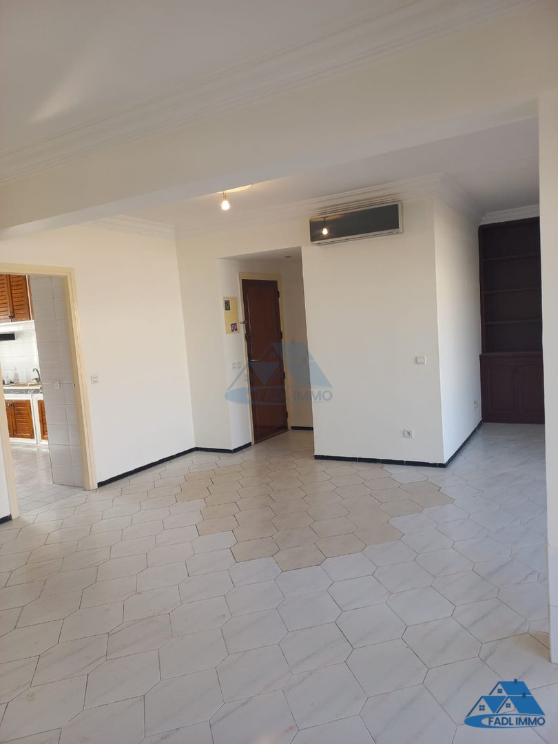 شقة للبيع مع تراس في الطابق الرابع - Photo 9