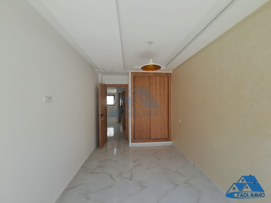 شقة للبيع في الطابق الثاني - Photo 9