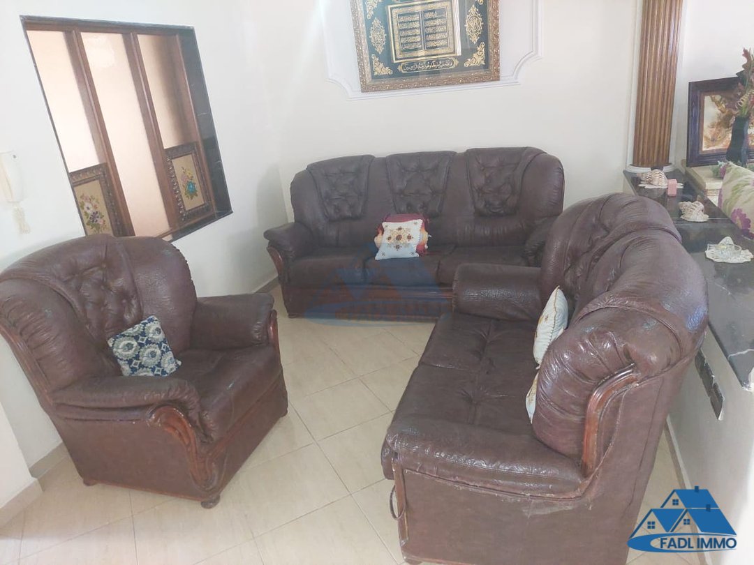 Villa en venta con terraza y tres pisos - Photo 12