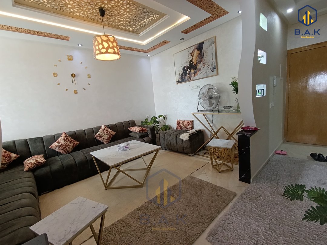 Apartamento en alquiler con terraza - Photo 2