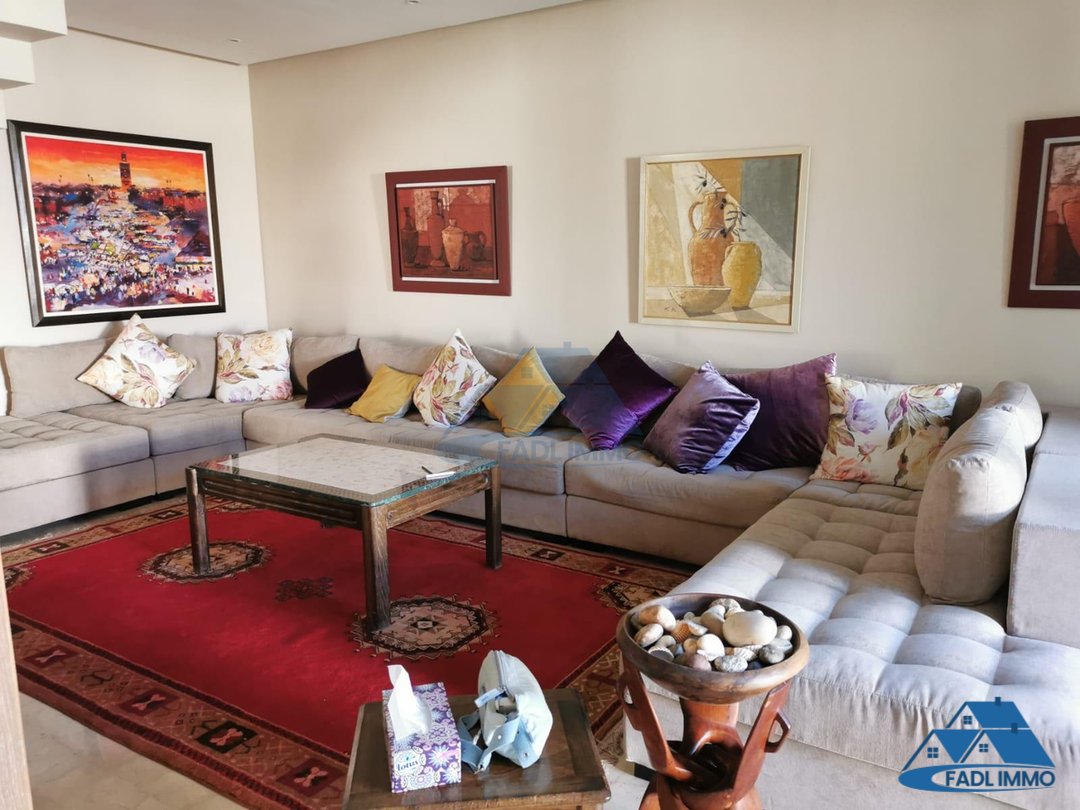 Villa à vendre avec piscine et deux étages - Photo 2