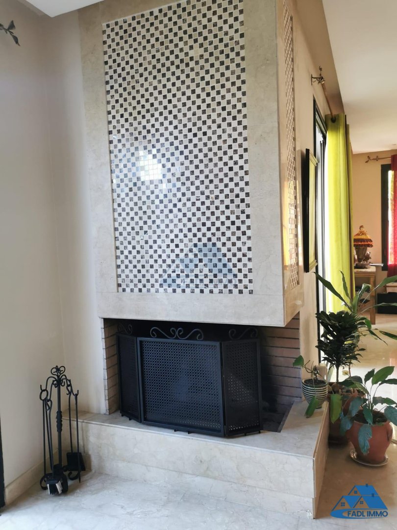 Villa à vendre avec piscine et deux étages - Photo 14