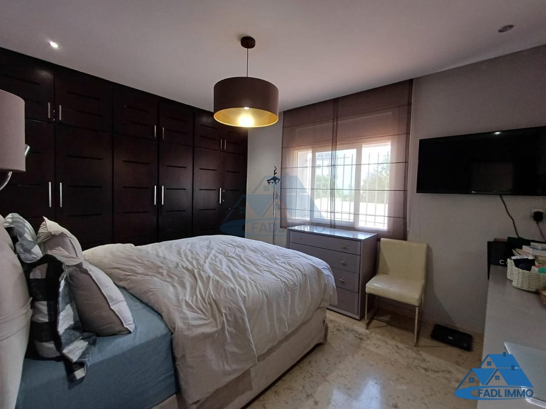 Apartment for sale with terrace - Photo 11