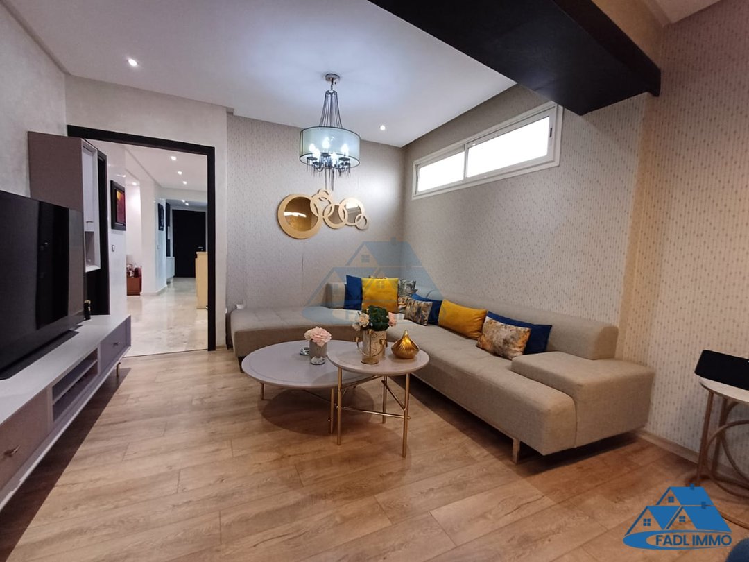 Apartment for sale with terrace - Photo 2