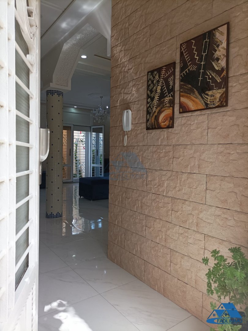 فيلا للبيع مع تراس و طابقين - Photo 1