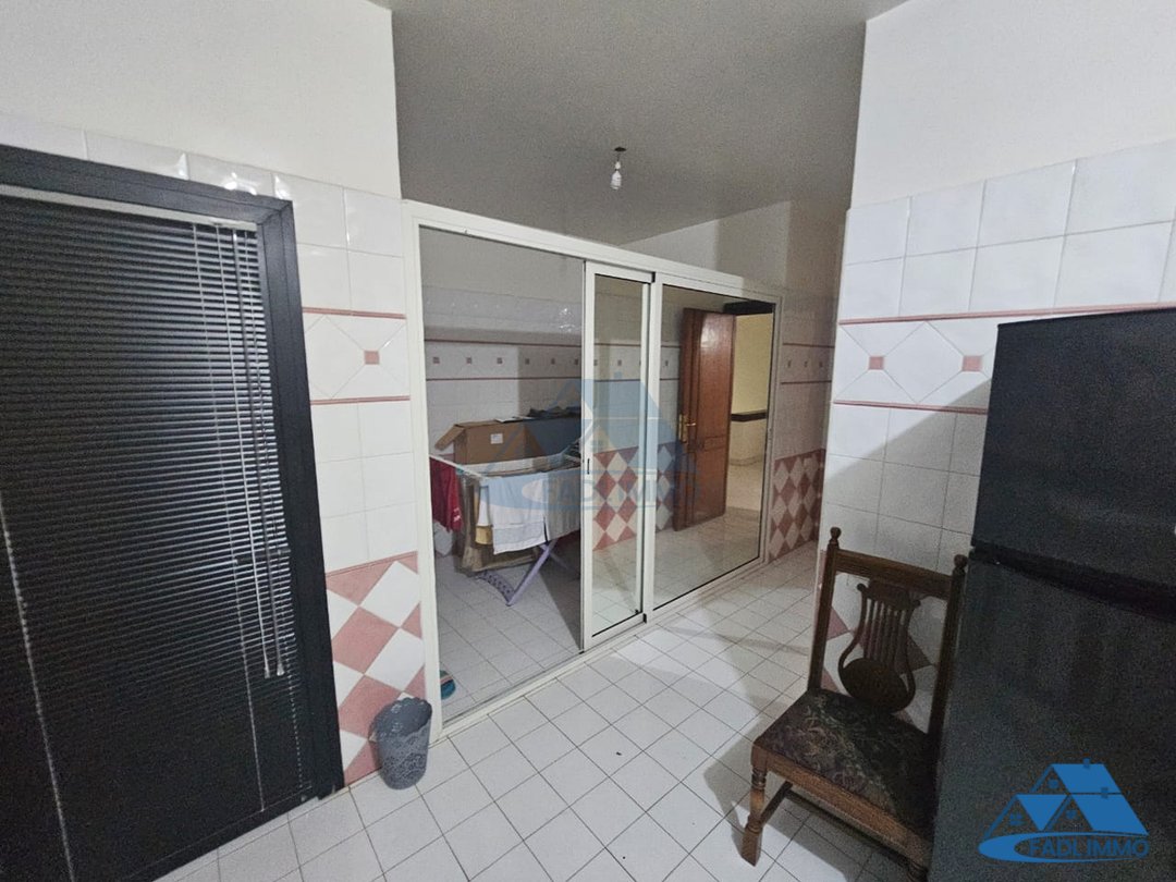 Apartment for rent with terrace - Photo 20