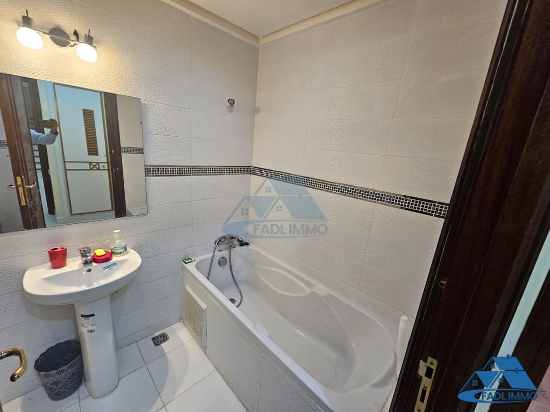 Apartment for rent with terrace - Photo 6