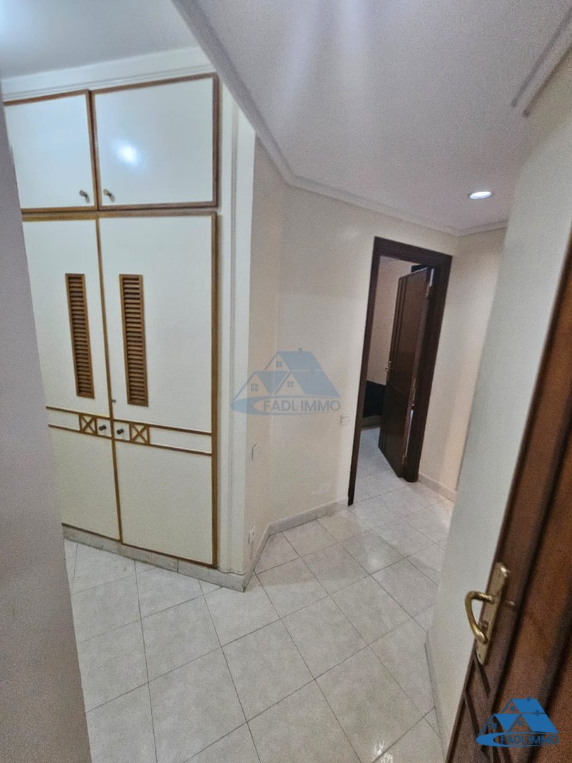 Apartment for rent with terrace - Photo 10