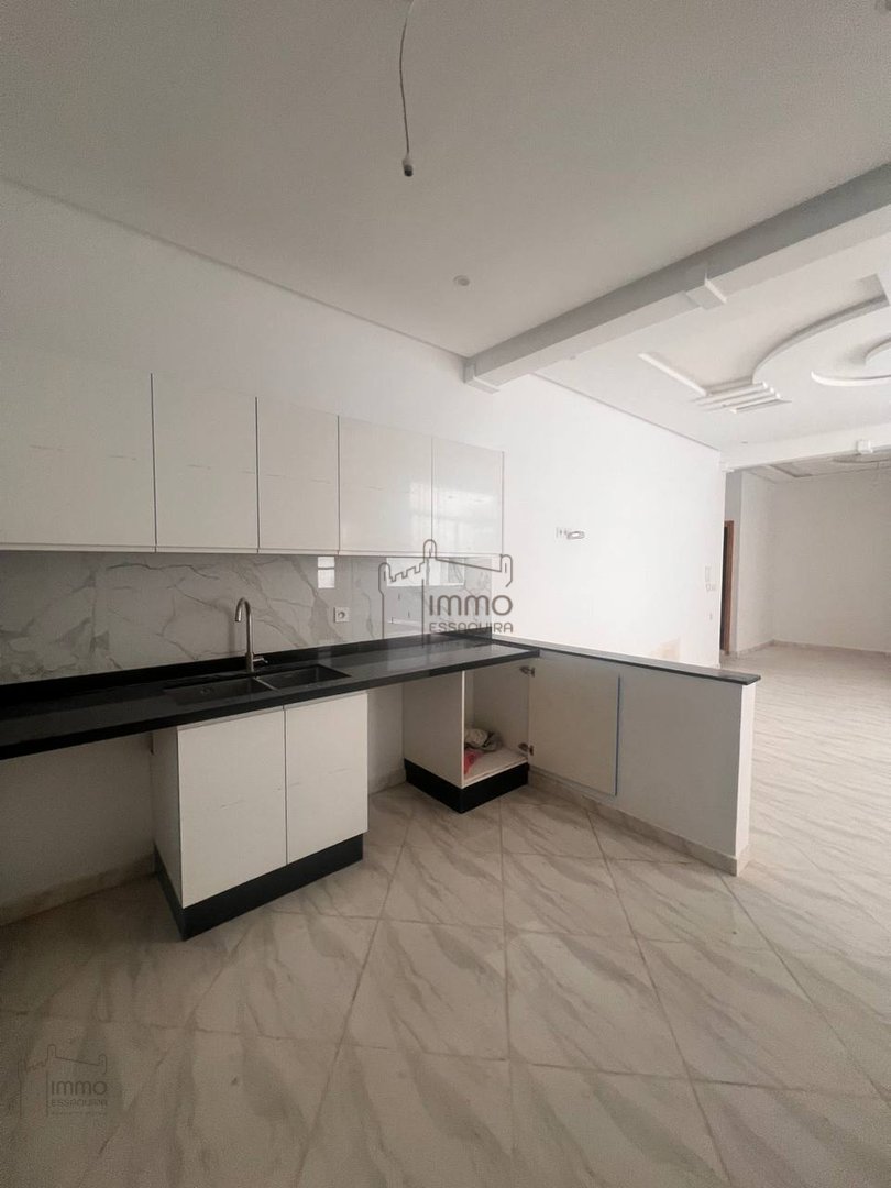 شقة للبيع مع تراس في الطابق الأرضي - Photo 11