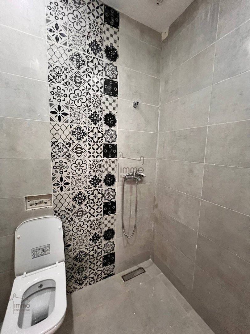 شقة للبيع مع تراس في الطابق الأرضي - Photo 5