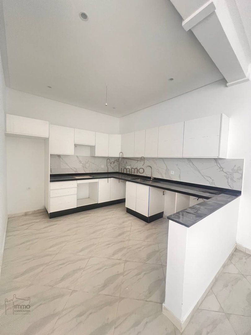 شقة للبيع مع تراس في الطابق الأرضي - Photo 7