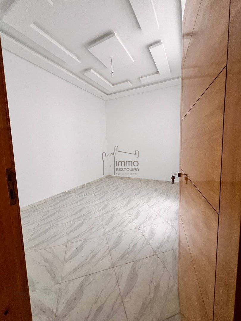 شقة للبيع مع تراس في الطابق الأرضي - Photo 12