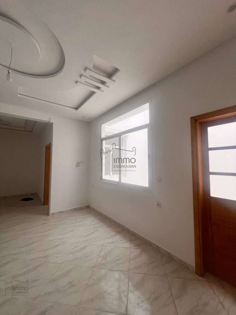 شقة للبيع مع تراس في الطابق الأرضي - Photo 10