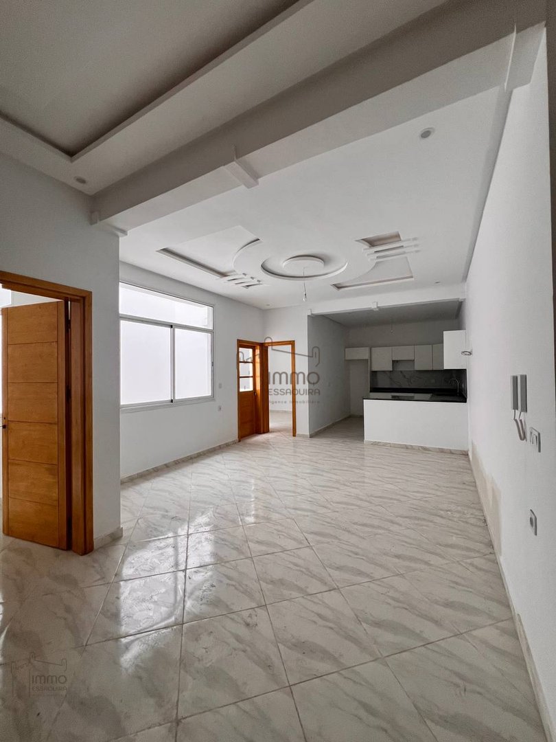 شقة للبيع مع تراس في الطابق الأرضي - Photo 1