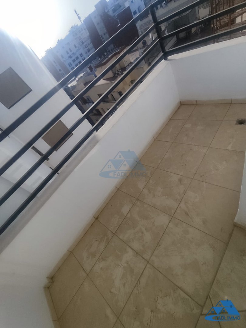 Apartment for sale with balcony - Photo 7