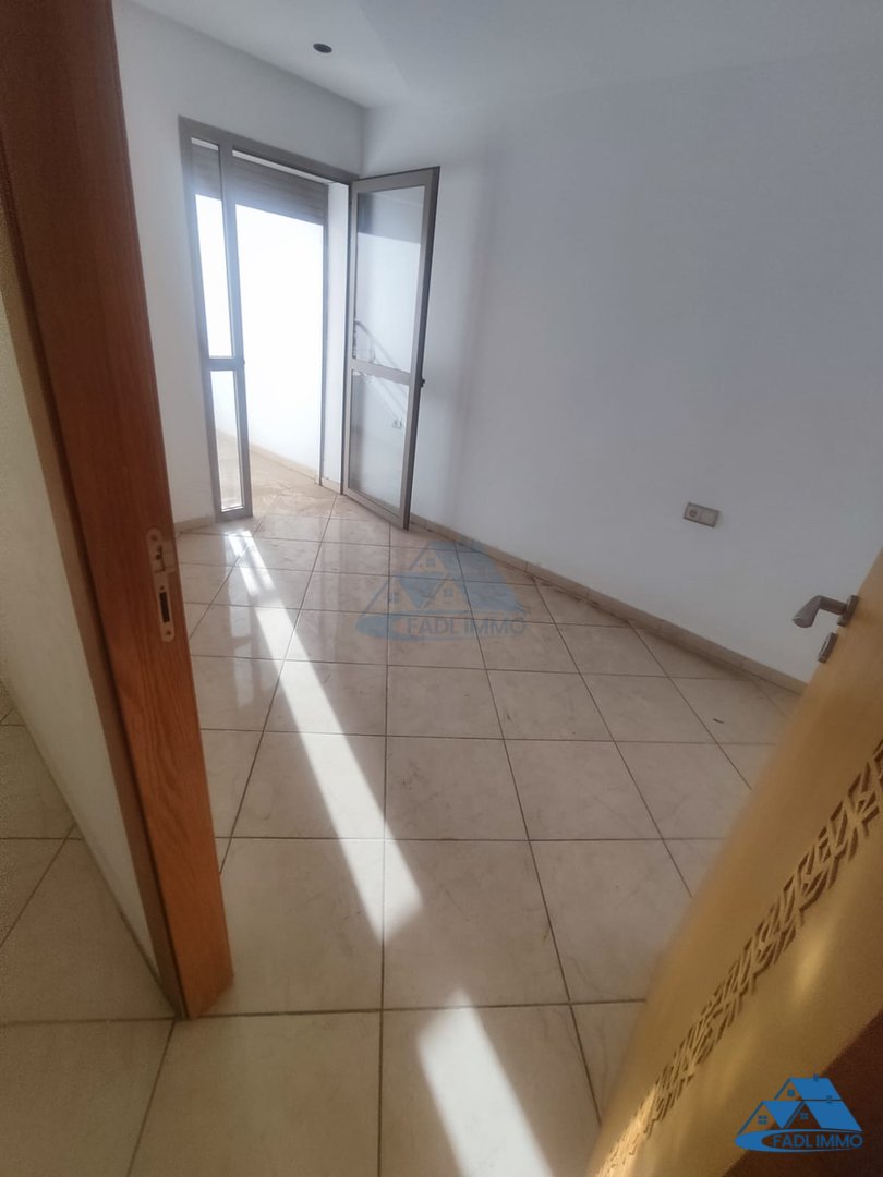 Apartment for sale with balcony - Photo 13