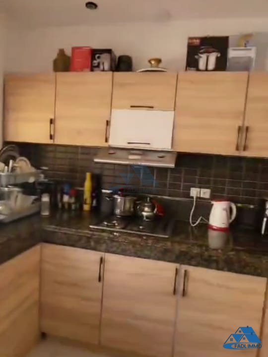 Villa for sale with terrace and three floors - Photo 3