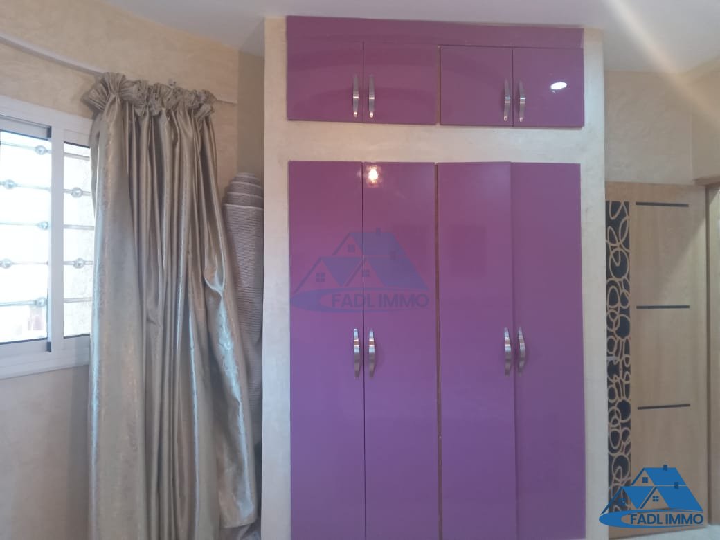 Villa à vendre avec terrasse et trois étages - Photo 12