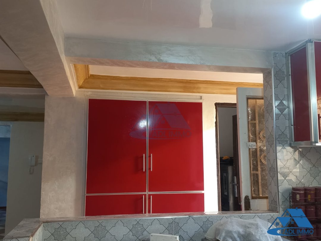 Villa à vendre avec terrasse et trois étages - Photo 19