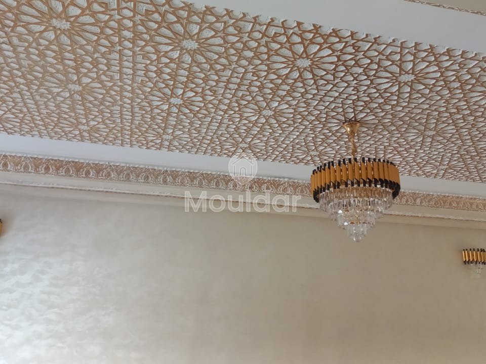 Villa à vendre avec terrasse et trois étages - Photo 6