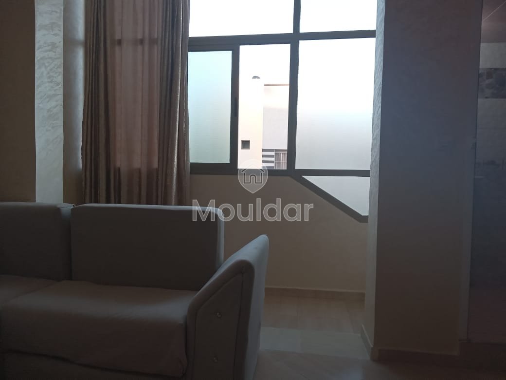 Villa à vendre avec terrasse et trois étages - Photo 9