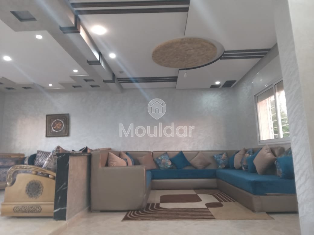 Villa à vendre avec terrasse et trois étages - Photo 2