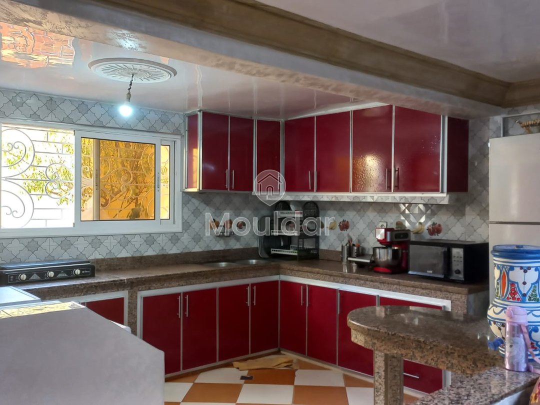 Villa à vendre avec terrasse et trois étages - Photo 20