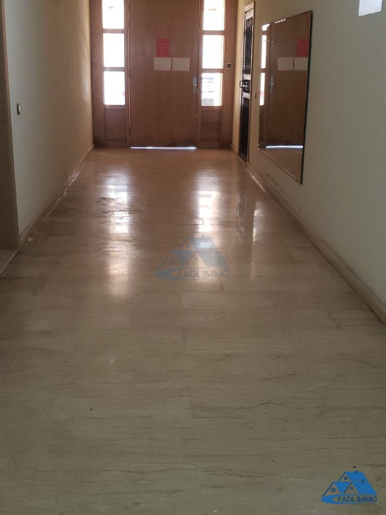 شقة للبيع مع موقف سيارات في الطابق الثالث - Photo 22