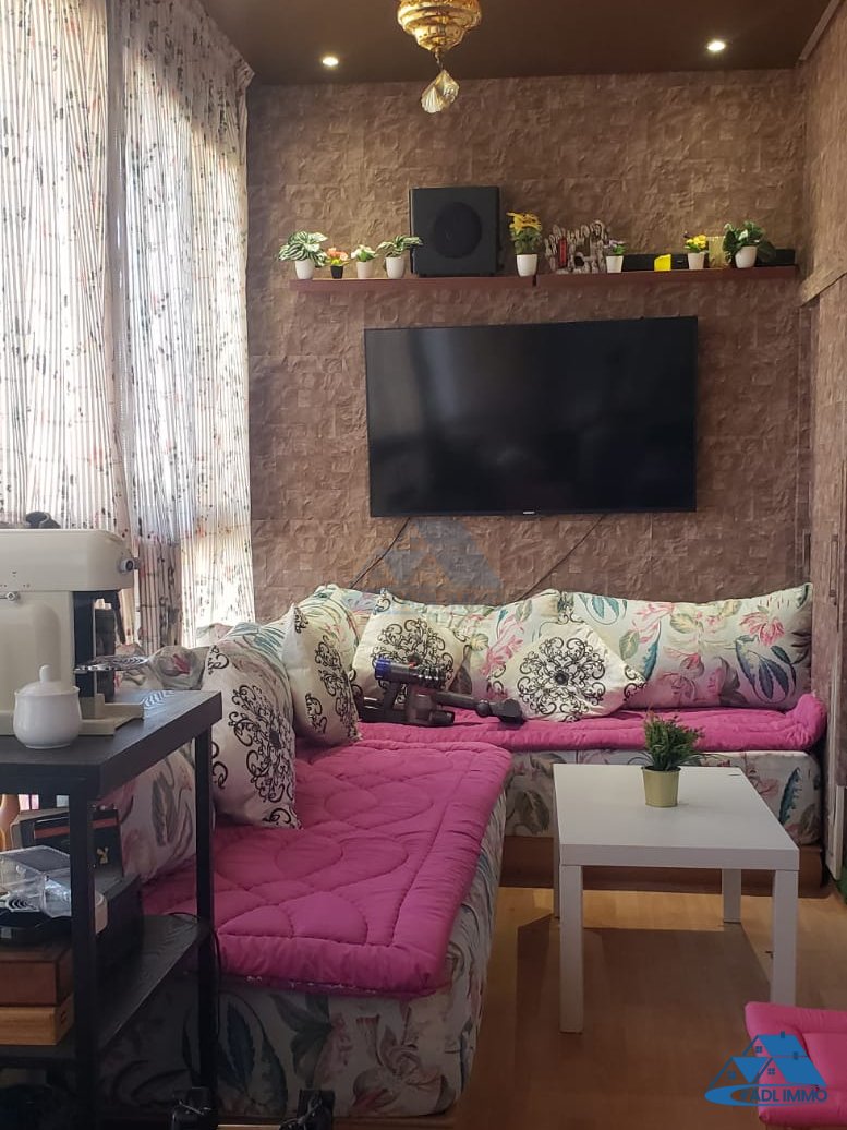 شقة للبيع مع موقف سيارات في الطابق الثالث - Photo 10