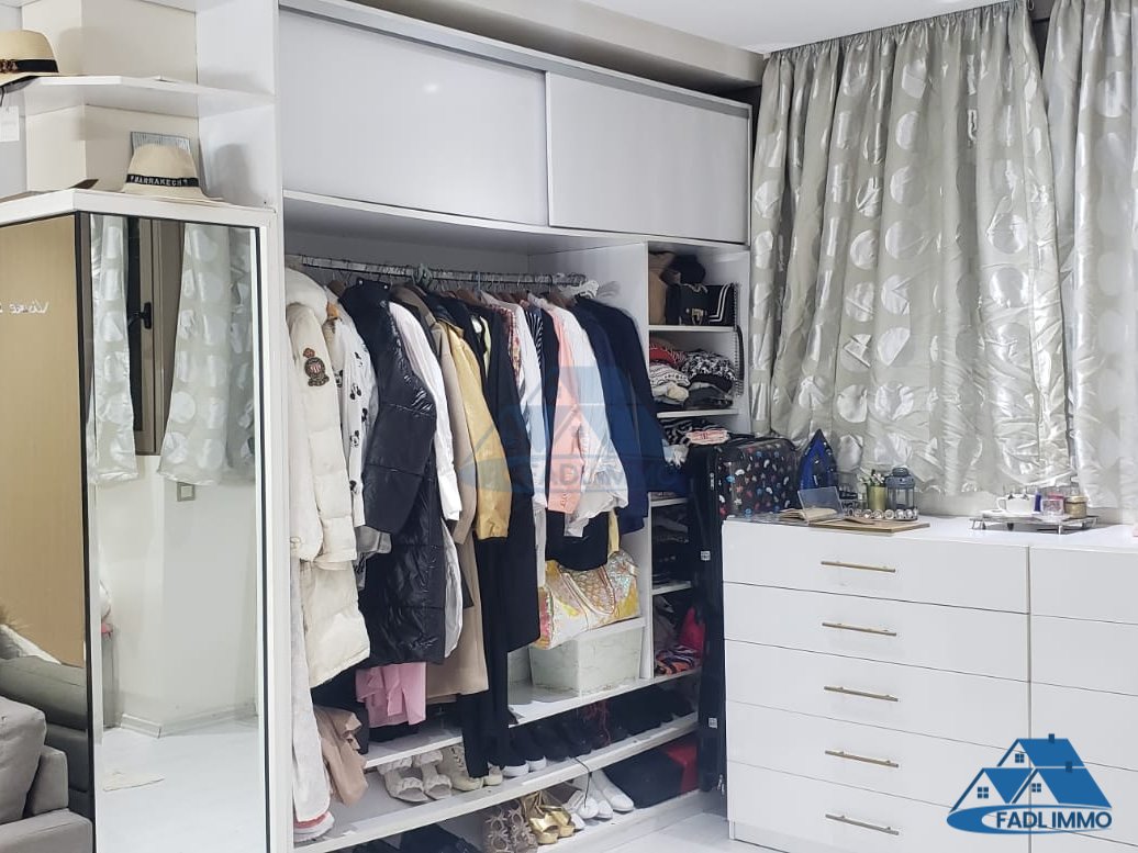 شقة للبيع مع موقف سيارات في الطابق الثالث - Photo 8