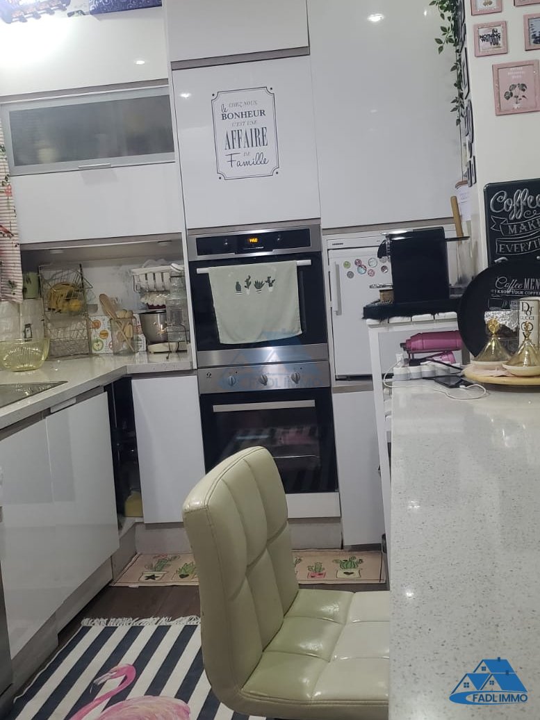 شقة للبيع مع موقف سيارات في الطابق الثالث - Photo 14