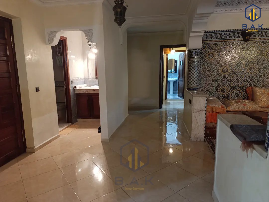 Apartamento en alquiler con balcón en el primer piso - Photo 6