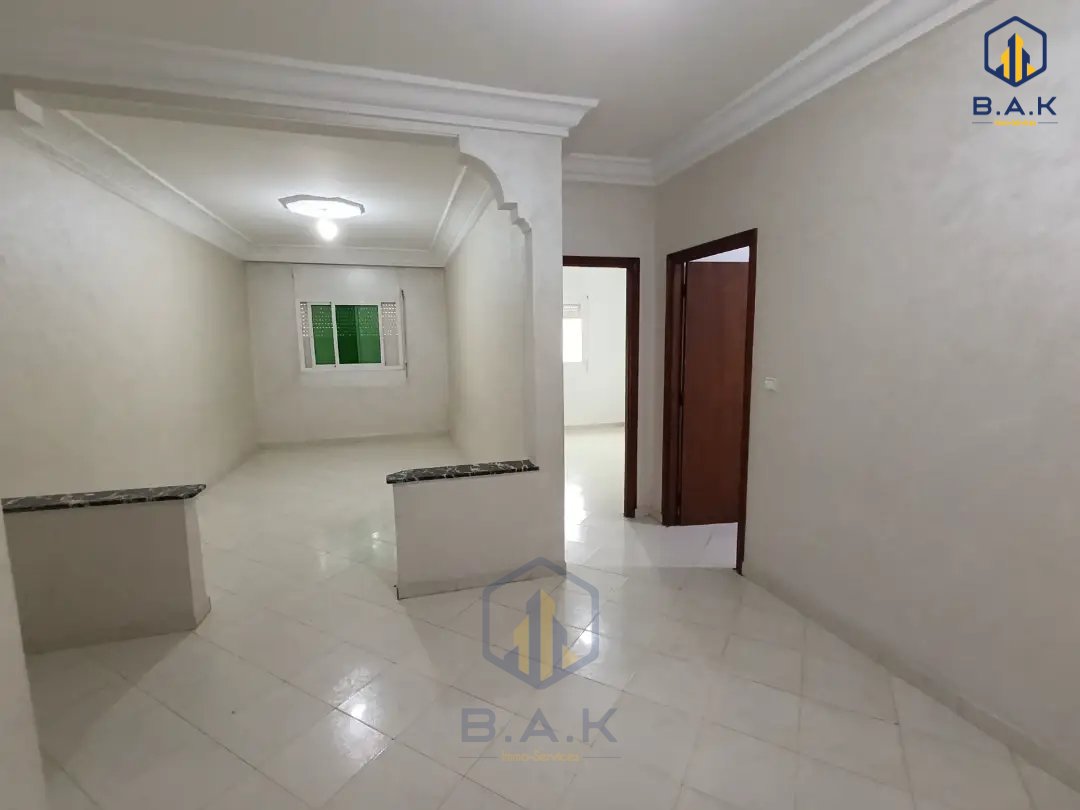 شقة للإيجار مع شرفة في الطابق الأول - Photo 1