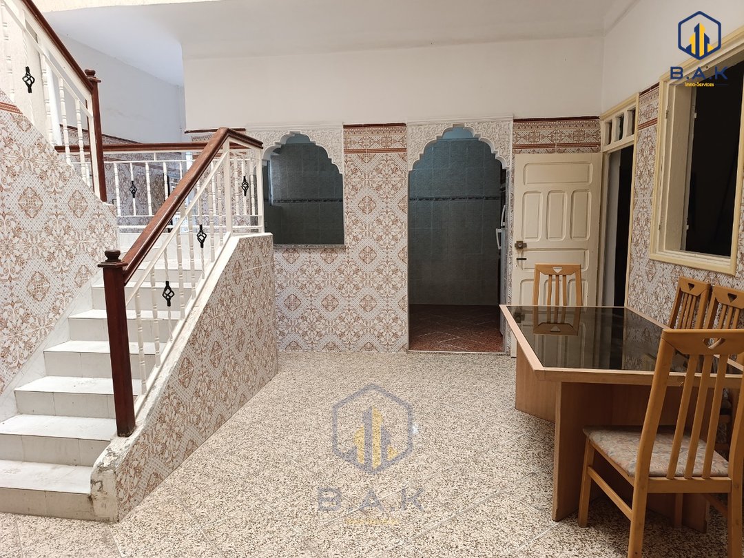 House for sale with terrace - Photo 1