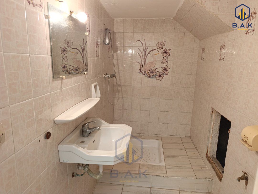 House for sale with terrace - Photo 15