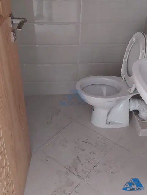 Bureau à vendre avec terrasse au premier étage - Photo 3