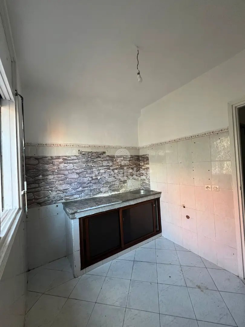 شقة للبيع في الطابق الثالث - Photo 10